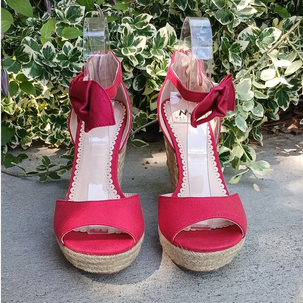 Shoedazzle Madison Red Ankle Strap Wedge Platform Sandals Shoes with a Bow NIB - Picture 3 of 7